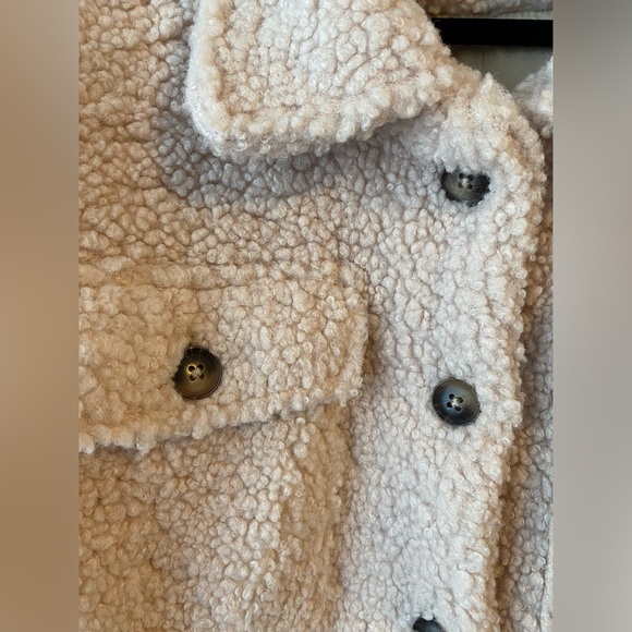 Jardines Domaines x Sammy Sylvester collab teddy bear shacket - Picture 5 of 7